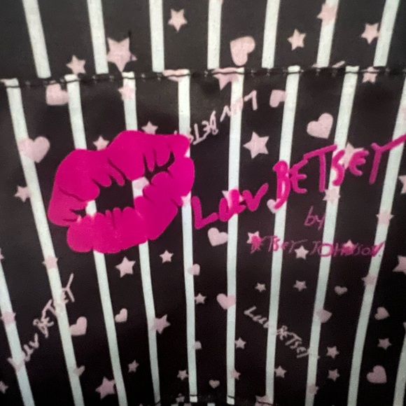 Betsey Johnson Chic White and Black Backpack - Picture 5 of 6